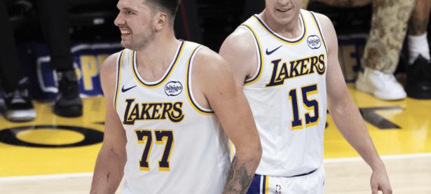 东契奇在SKT比赛中突破纪录，连败引发热议！的简单介绍