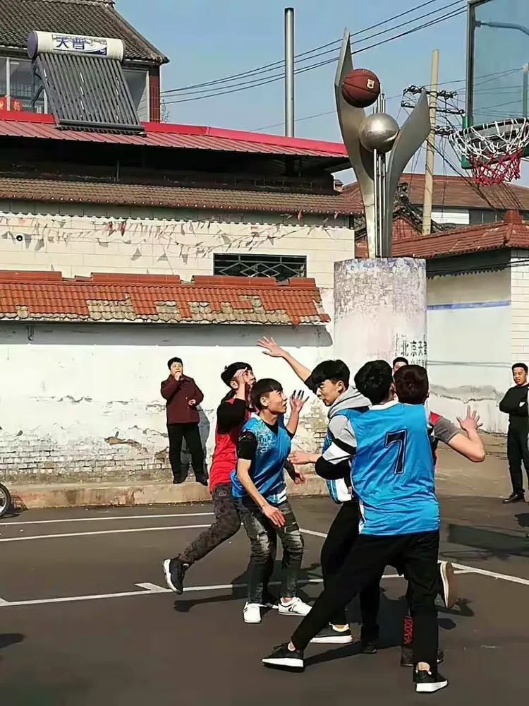拉力赛赛场再起风云：粤西风暴队小胜河套烈马队，脚步移动更到位韧性比赛的样板(林西县越野车拉力赛视频)