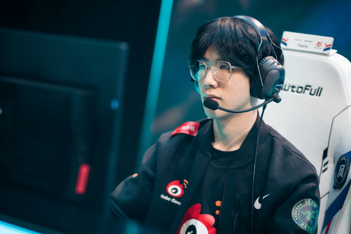 勇士观众热烈欢呼！，TheShy迎来二十赛季出色发挥全场沸腾不已(2021夏季联赛勇士)