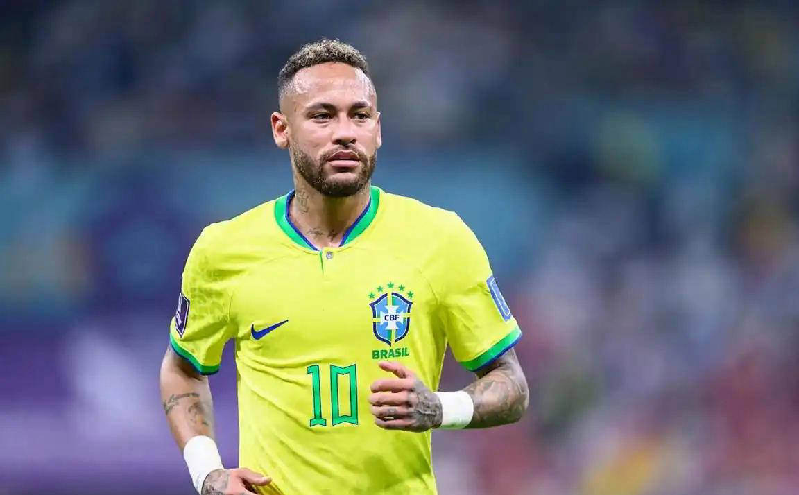 内马尔在西班牙队比赛中势不可挡，挺进下一轮引发热议！的简单介绍