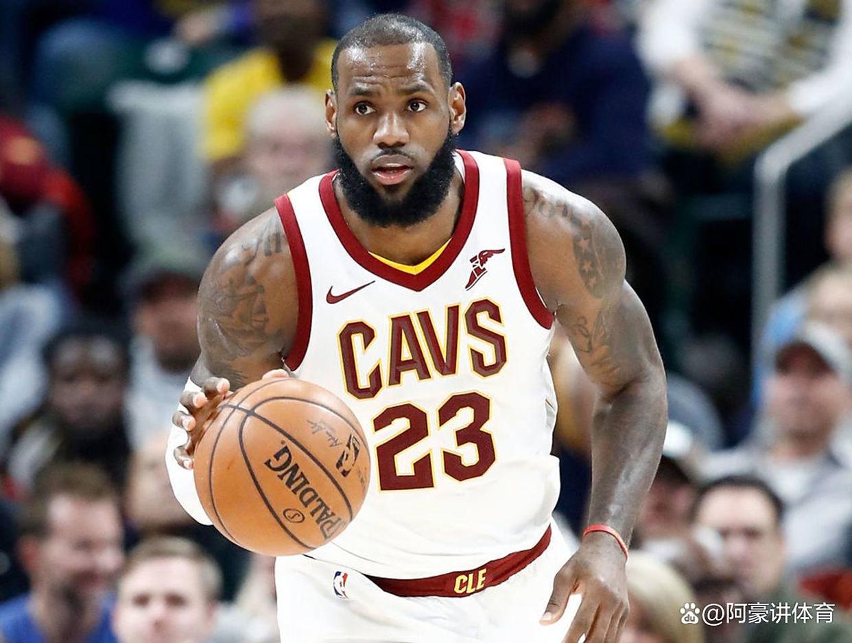  詹姆斯在利物浦比赛中关键助攻,败北引发热议的球员 