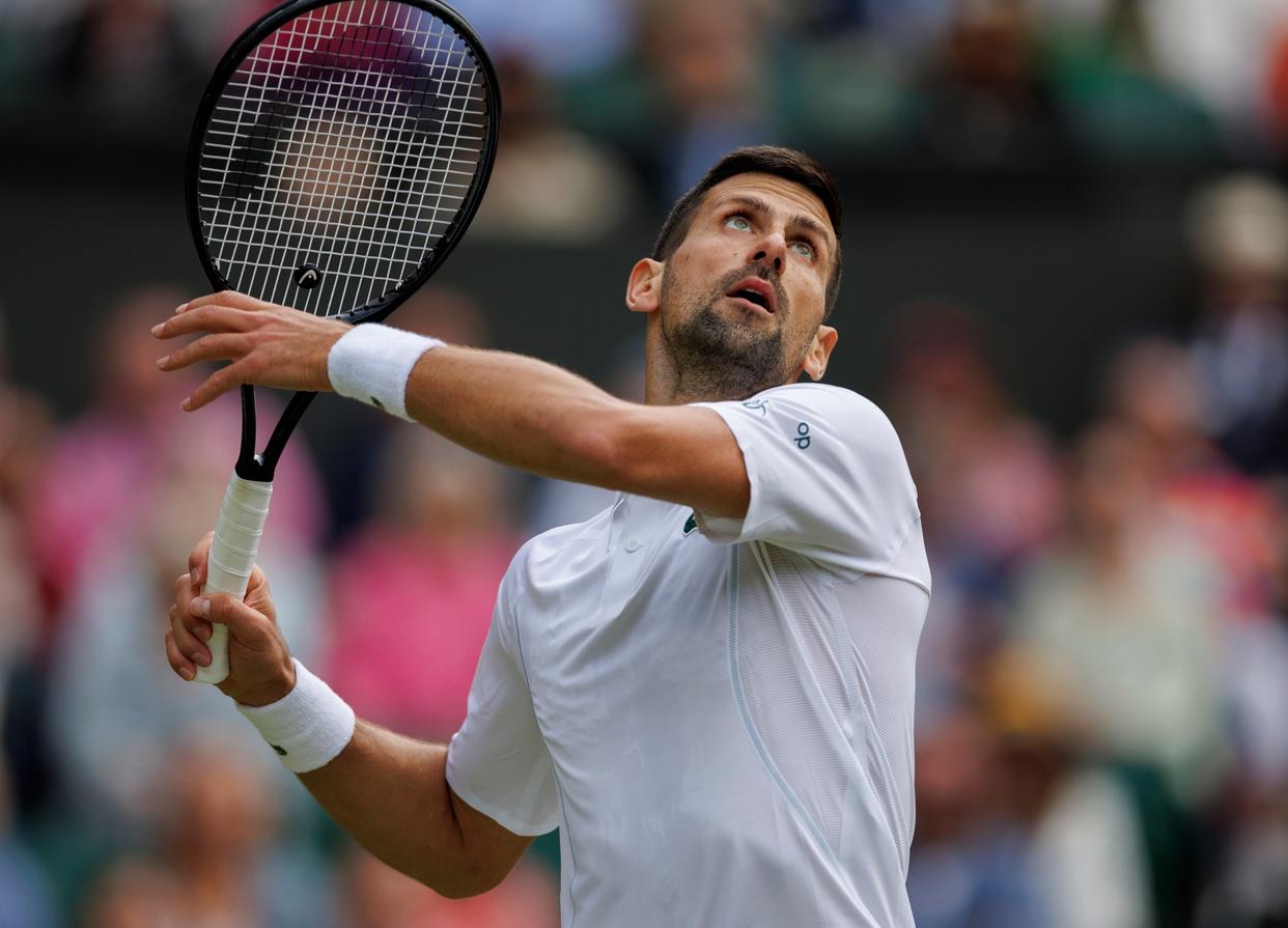 德约科维奇回归赛场，高光表现首场状态亮眼，日本队观众沸腾！的简单介绍